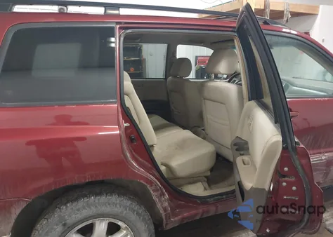 2004 Toyota Highlander V6 from USA, damaged, VIN JTEEP21A340018191